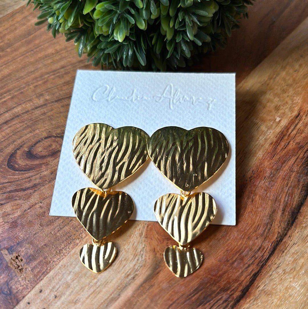 Puro Amor Dangle Earrings