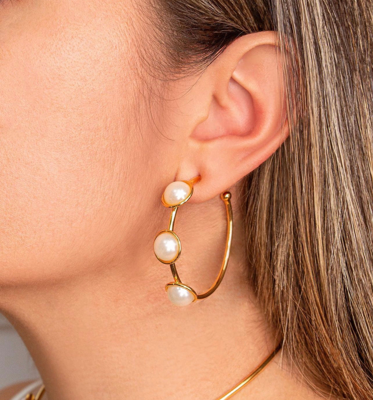 Pearl Hoops